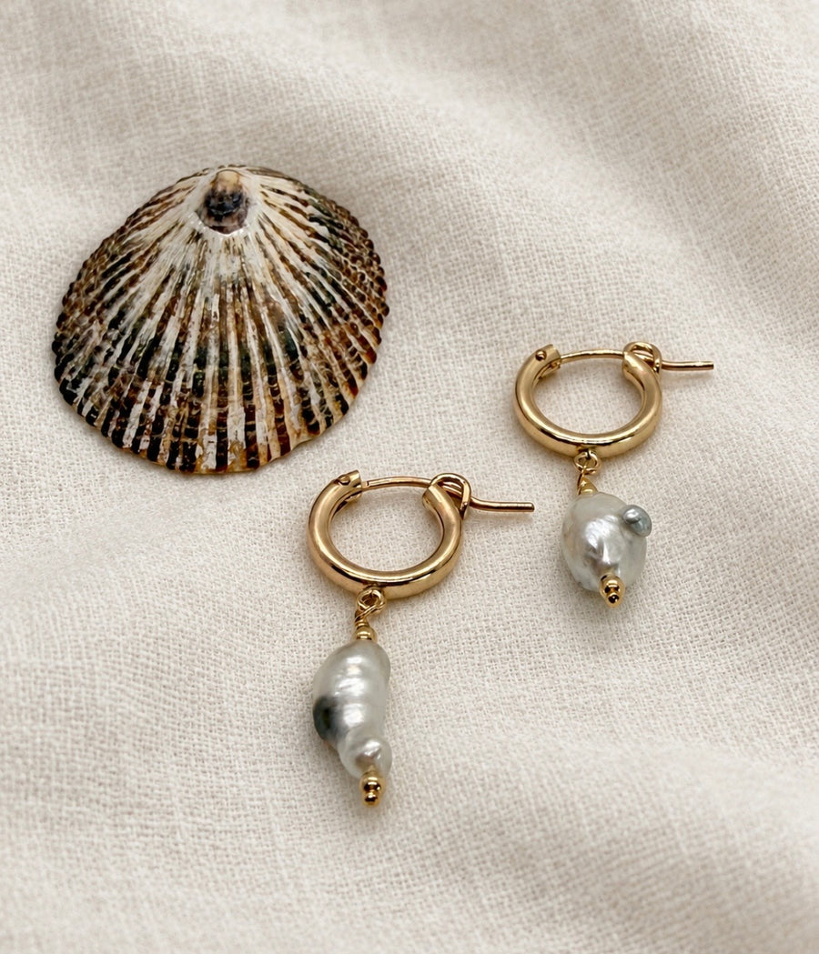 beautiful keshi earrings