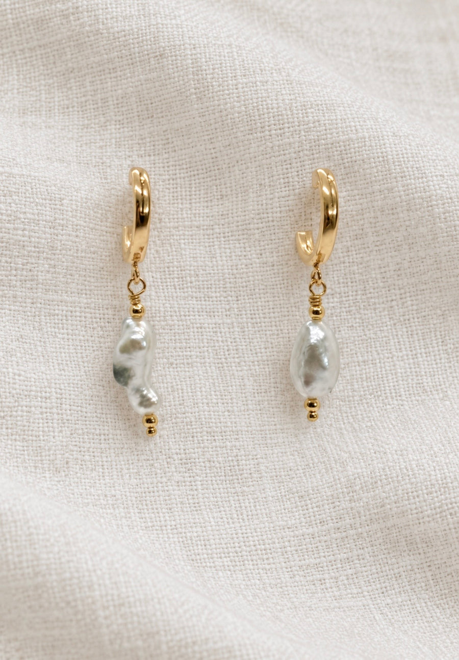 beautiful keshi earrings